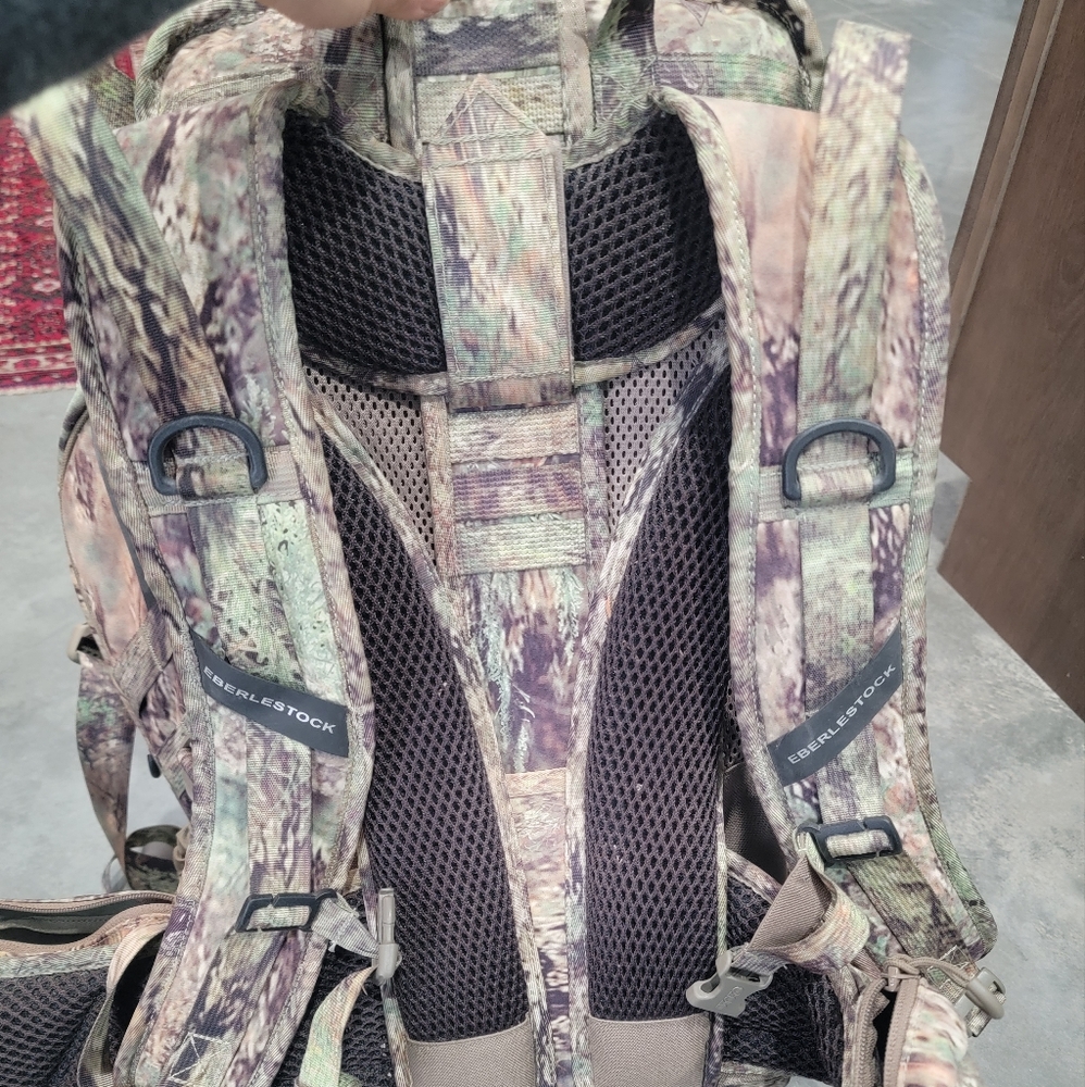 Eberlestock Team Elk hunting pack